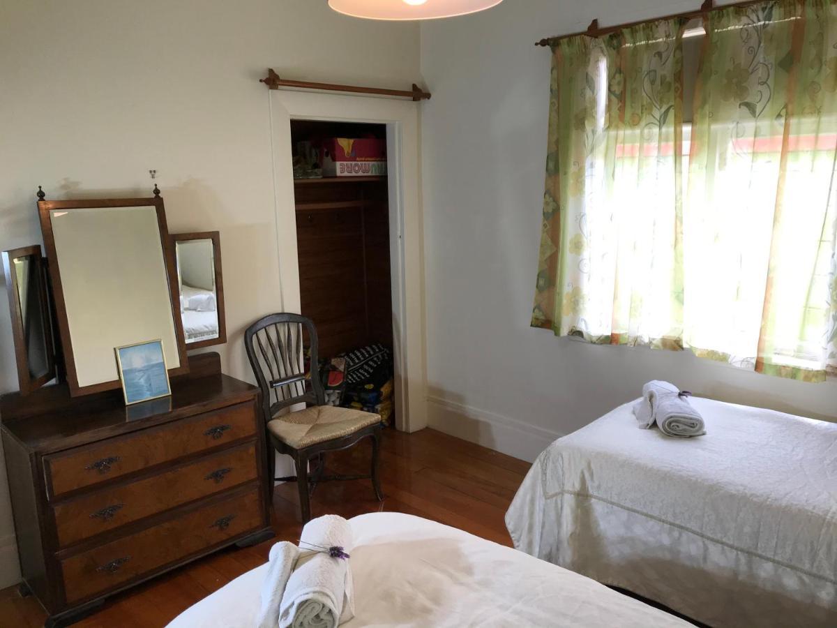 School Lane B&B Wr. Фангареи Экстерьер фото